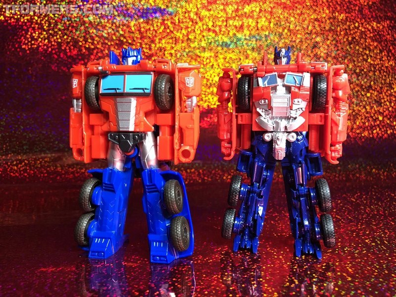 Takara Tomy Tc 14 Turbo Change Optimus Prime  (9 of 28)